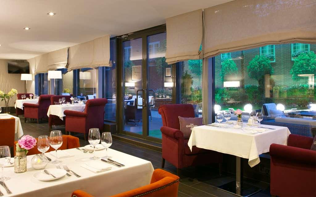喀山市中心希尔顿逸林酒店 餐厅 照片